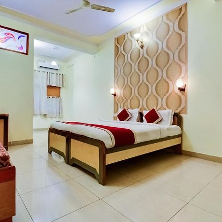 The Hotel Grace Place Inn Neu-Delhi Exterior foto