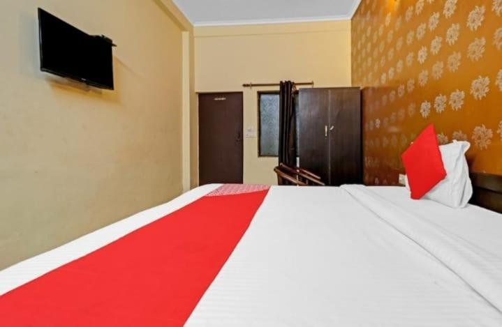 The Hotel Grace Place Inn Neu-Delhi Exterior foto