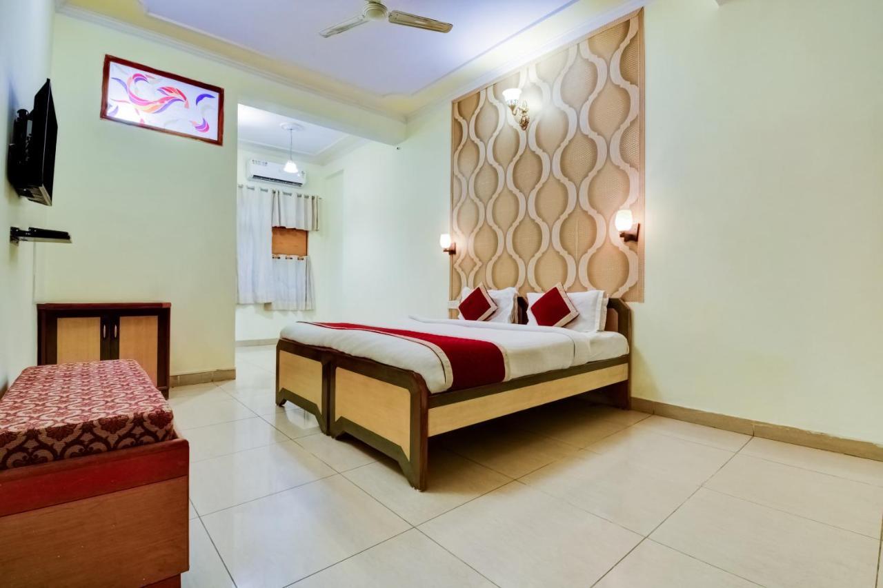 The Hotel Grace Place Inn Neu-Delhi Exterior foto